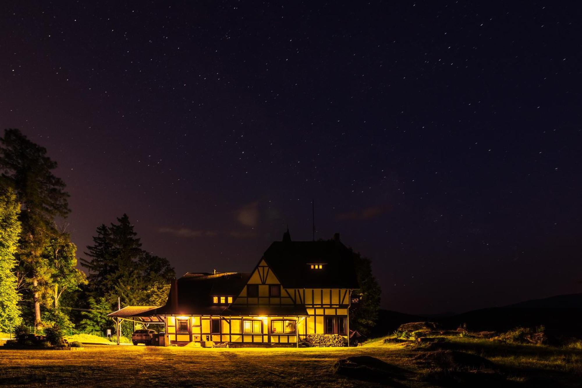 Weranda Z Widokiem Na Karkonosze 3*